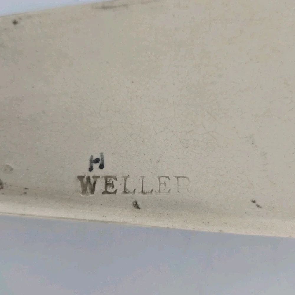 Weller Roma Wall Pocket Vase 10